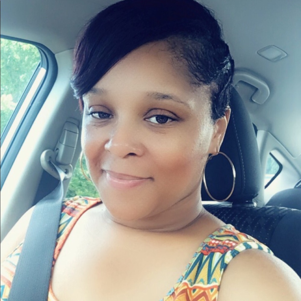 Meet your Posher, Shakima